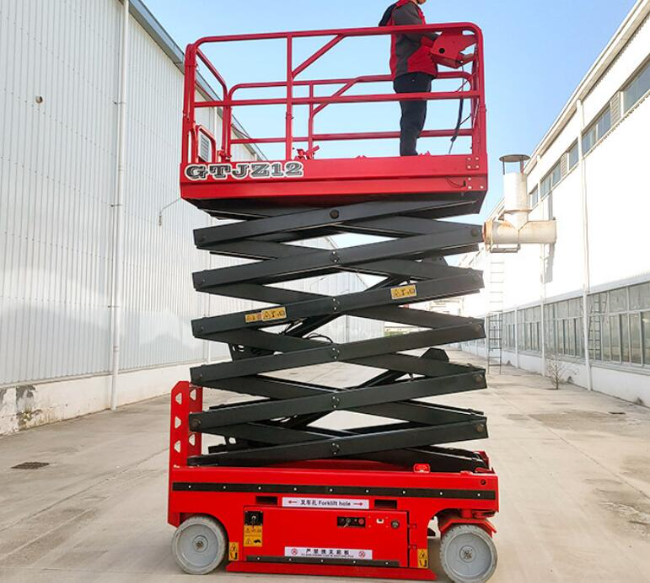 鹰潭自行走移动式升降机